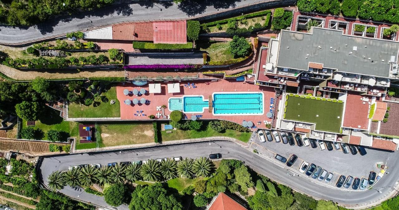 Residence Sant'Anna П'єтра-Лігуре Екстер'єр фото